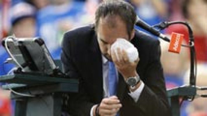 Telediario 1 - Canadá, eliminada de la Davis por un pelotazo al juez de silla