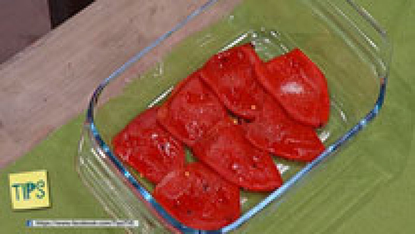 TIPS - Cocina - Mousse de pimientos del piquillo y parmesano