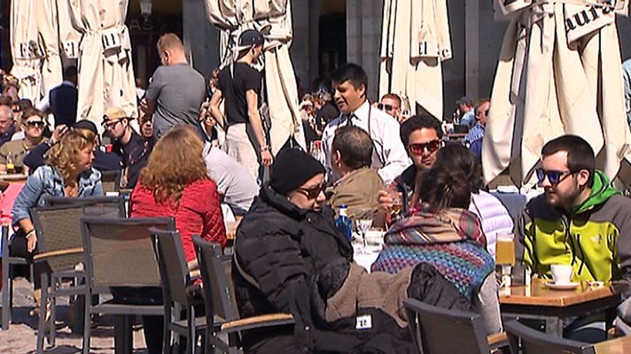 Telediario 1 - Las ventas del gran consumo caen un 1,6% en 2016