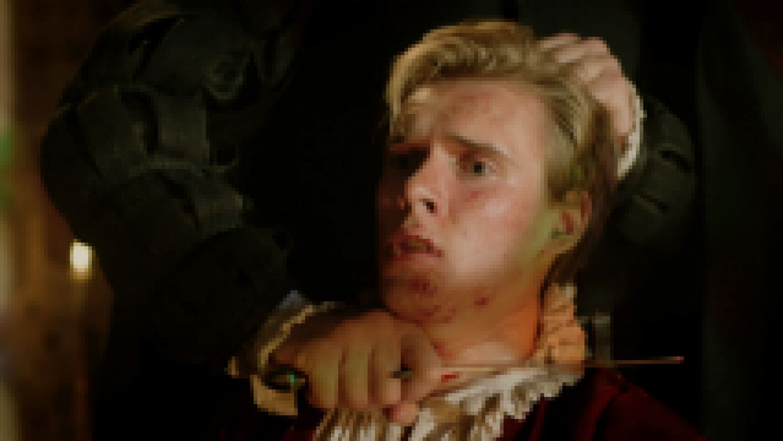Reinas: El conde Bothwell le corta el cuello a Lord Darnley | RTVE Play