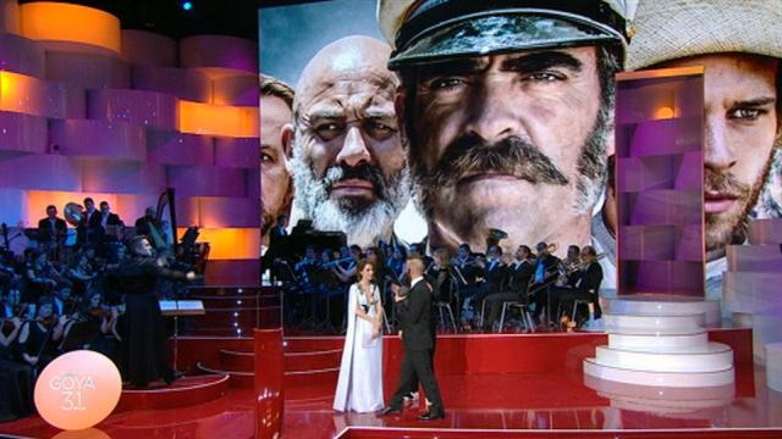 Paola Torres Goya al mejor vestuario | Ver