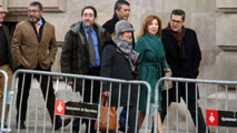 Un inspector de Educación asegura que responsables de la Generalitat presionaron para abrir los colegios el 9N