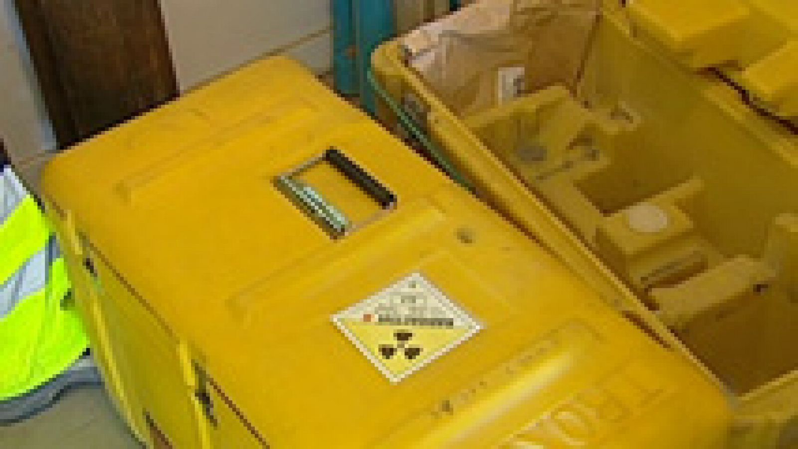 Telediario 1: Los Mossos d'Esquadra buscan una maleta con material radioactivo | RTVE Play