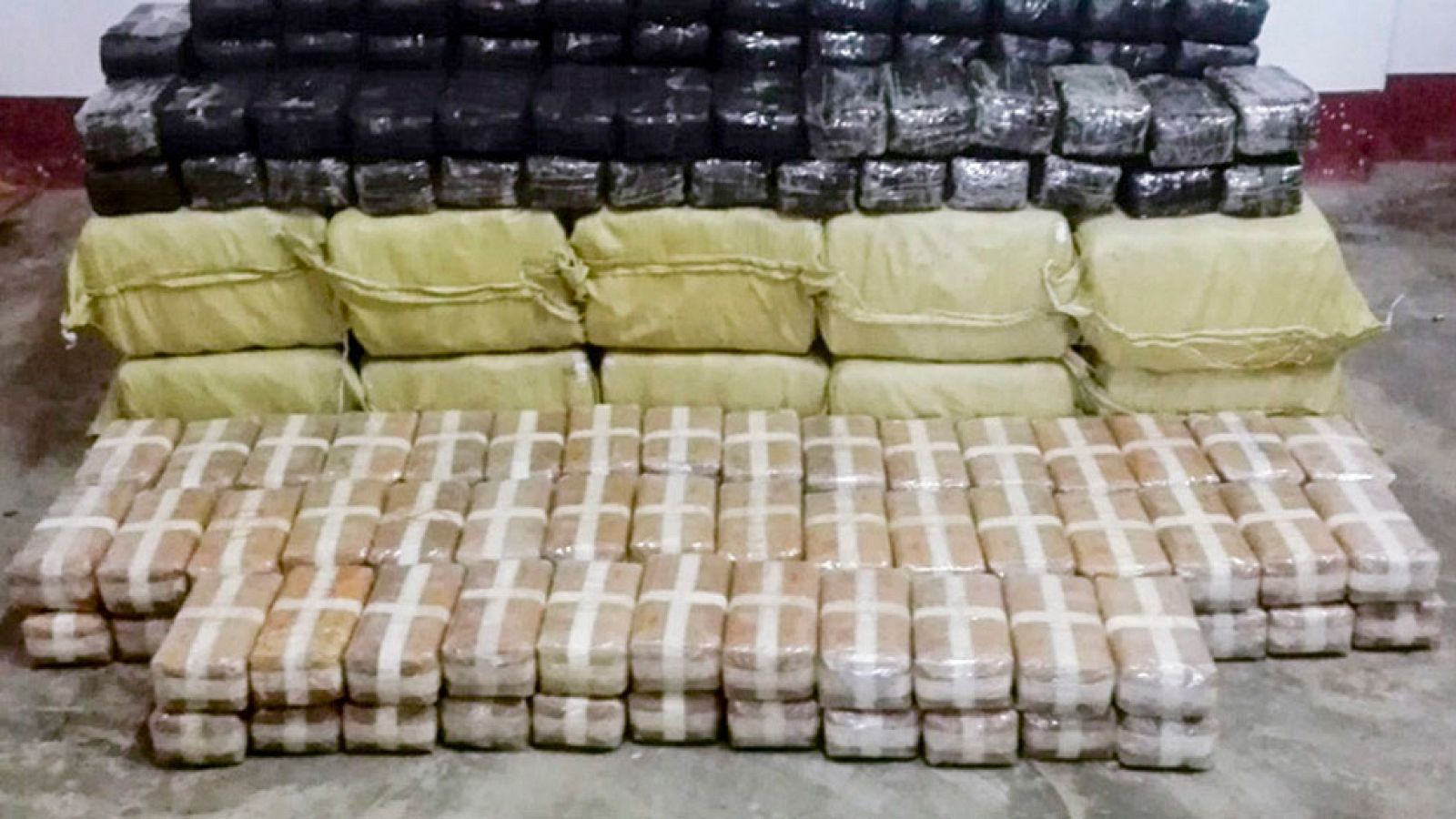 Desarticulada una red de tráfico de hachís que operaba entre Málaga y Cádiz