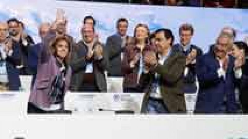 Rajoy mantiene a Cospedal como secretaria General y elige a Maillo coordinador general