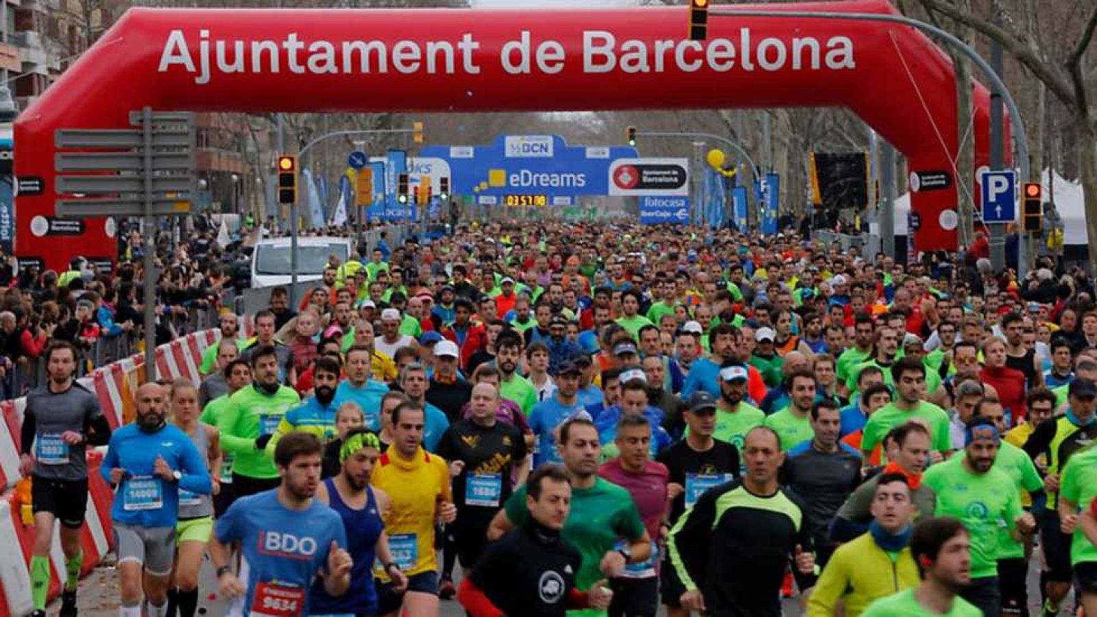 Atletismo - Media Maratón de Barcelona. Resumen - ver ahora