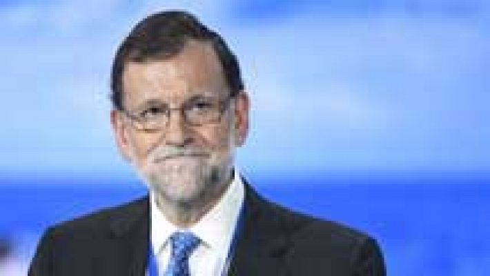 Telediario 1 - Rajoy justifica la continuidad de la cúpula del PP "porque es absurdo cambiar por cambiar"