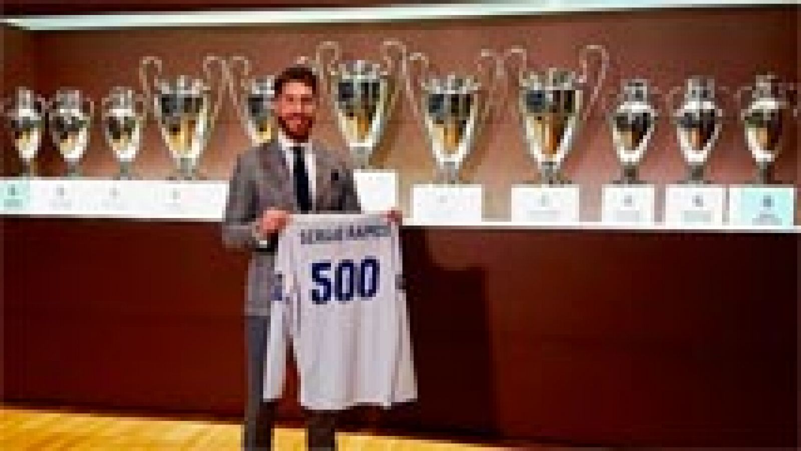 Telediario 1: Ramos celebra sus 500 partidos en el Real Madrid con unas cifras de récord | RTVE Play