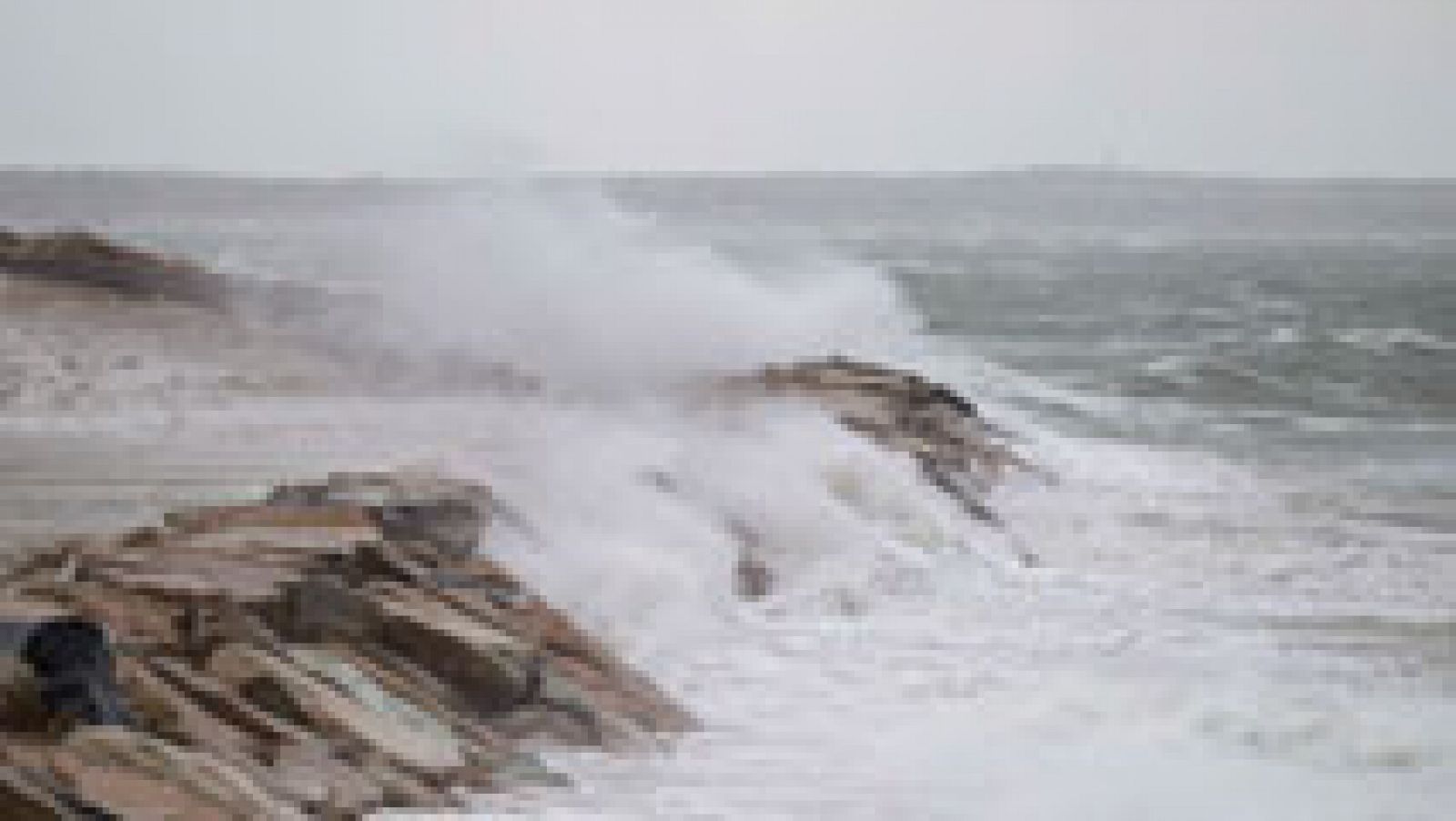 El tiempo: Tormentas en Galicia y riesgo de chubascos y olas en Cataluña  | RTVE Play