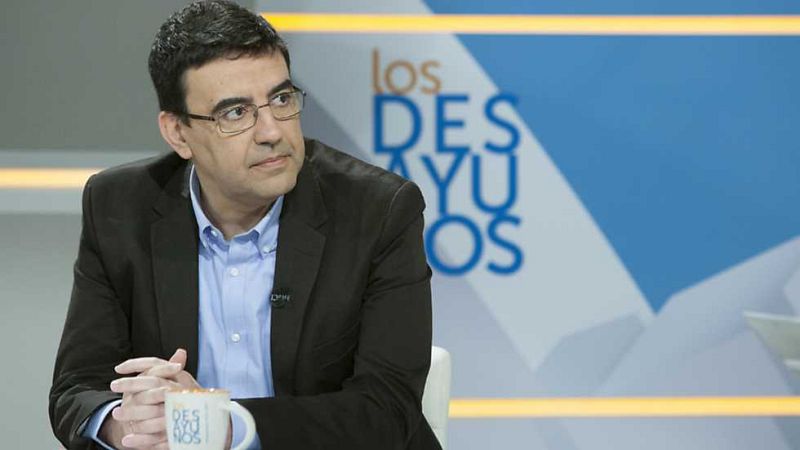 Los desayunos de TVE - Mario Jiménez, portavoz de la Gestora del PSOE e Íñigo de la Serna, ministro de Fomento - ver ahora 