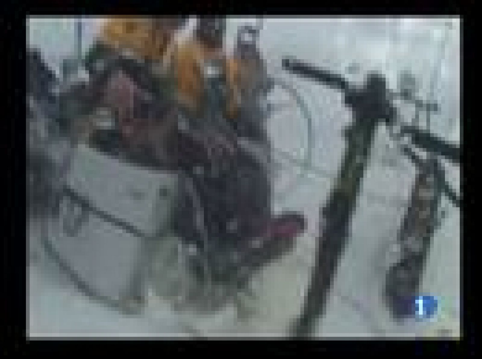 La cuarta etapa de la Volvo Ocean Race se ha convertido en un infierno, debido al temporal que azota al Mar de China.