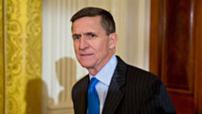 Telediario 1 - El asesor de seguridad de Trump dimite por ocultar información a la Casa Blanca sobre sus vínculos con Rusia