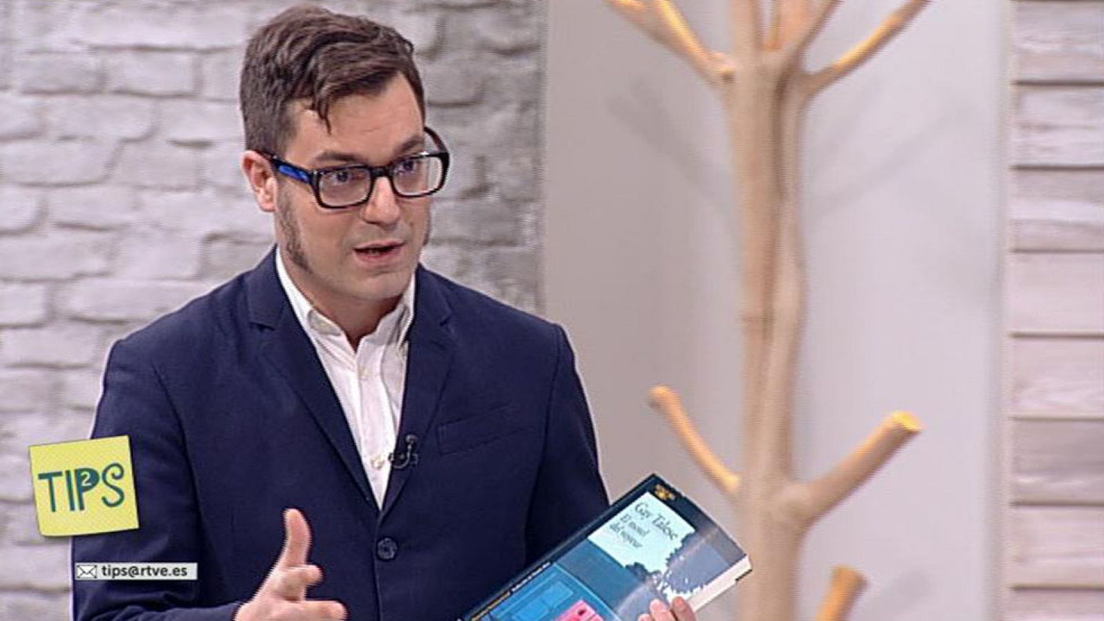 TIPS - Blurb - Gay Talese y su ¿El motel del voyeur¿