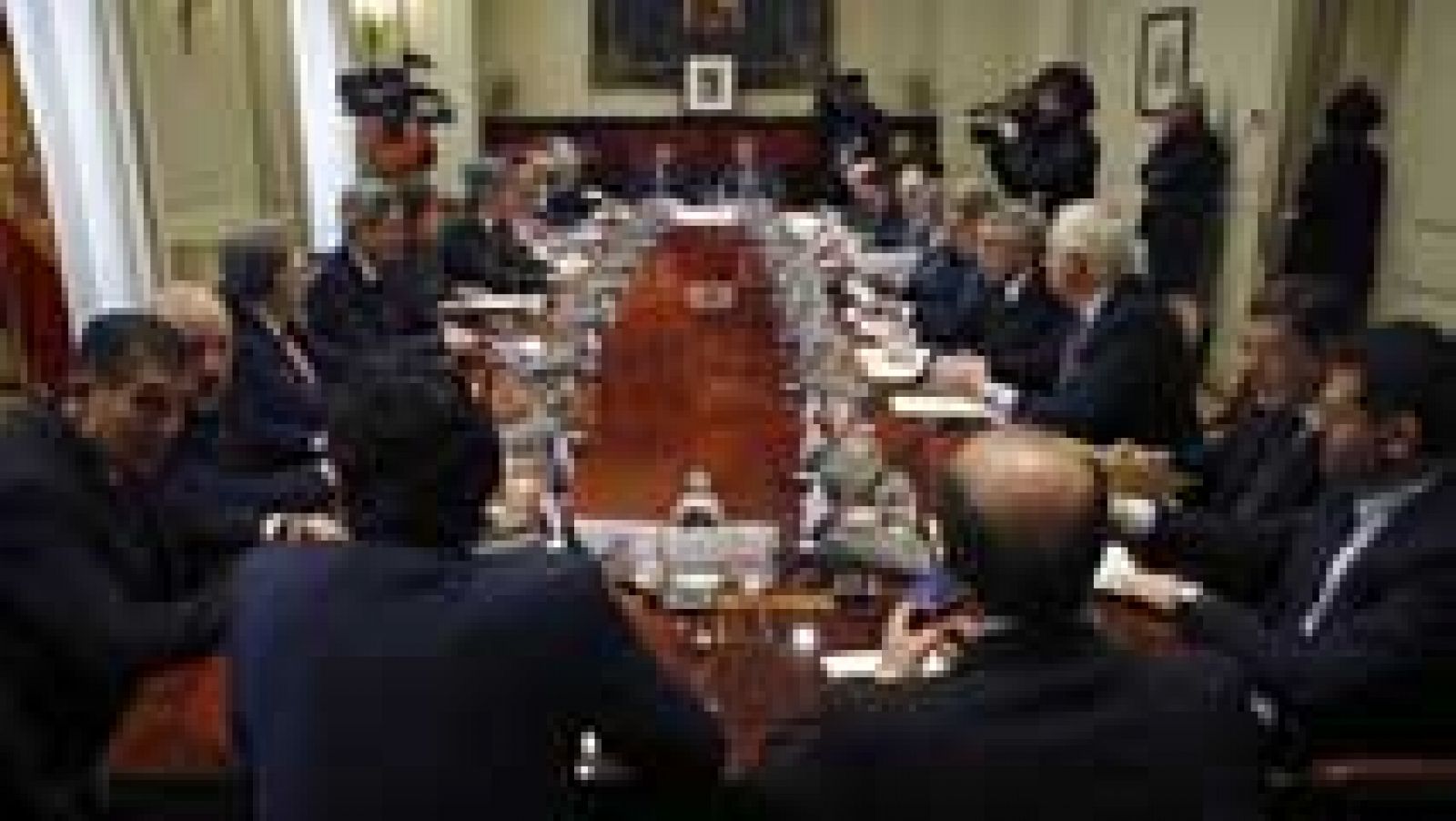 Telediario 1 en cuatro minutos - 15/02/17