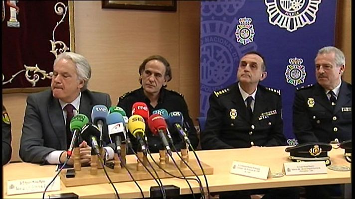 Telediario 1 - Cae en Andalucía una red que defraudó más de 1,5 millones de euros a compañías de seguros