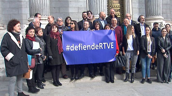 Telediario 1 - Los consejos de informativos de RTVE piden una reforma consensuada de la radio y la televisión públicas