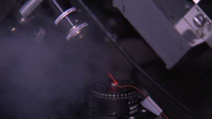 Telediario 1 - Científicos del CSIC desarrollan un test para detectar el virus del SIDA en la primera semana de infección