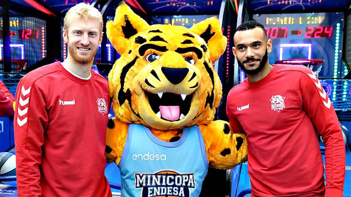 Telediario 1 - Vitoria acoge con pasión la Copa ACB