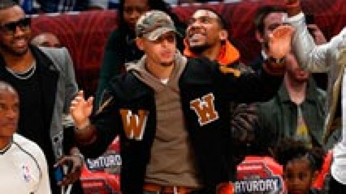 Telediario 1 - Curry se relaja en el All Star en medio de una temporada "sin presión añadida"