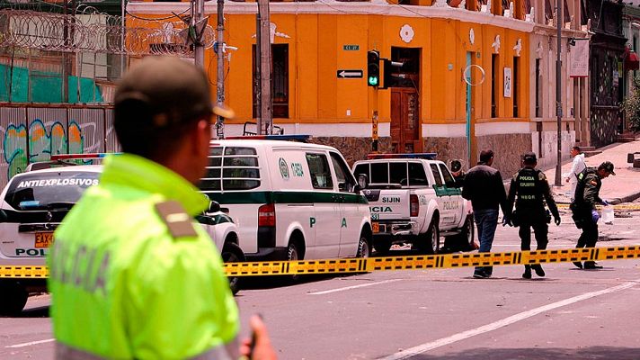 Informativo 24h - Al menos 30 heridos en una explosión en el centro de Bogotá