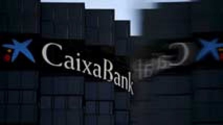 Telediario 1 - La banca apura el plazo del Gobierno para atender desde este martes las reclamaciones por las cláusulas suelo