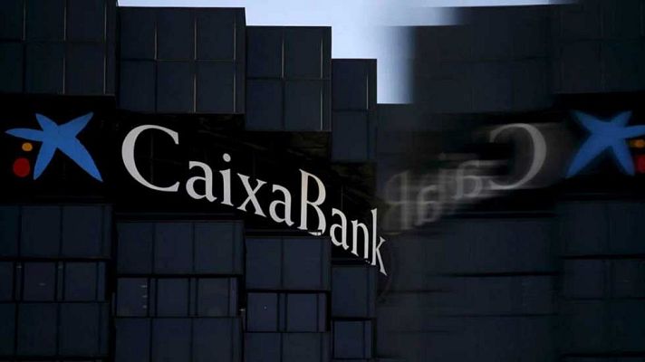 Telediario 1 - La banca apura el plazo del Gobierno para atender desde este martes las reclamaciones por las cláusulas suelo