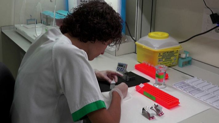 Telediario 1 - Prueban en pacientes la primera inmunoterapia contra el cáncer desarrollada enteramente en España