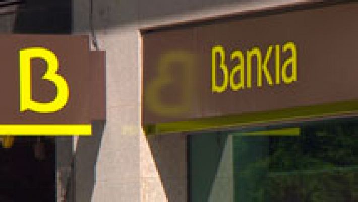 Telediario 1 - El Congreso aprueba por unanimidad la creación de una comisión para investigar la crisis financiera