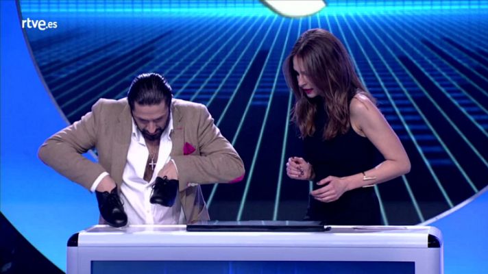 ¡Rafael Amargo taconea con las manos!