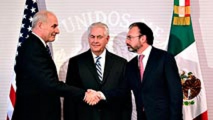 Telediario 1 - Los secretarios de Trump aseguran a México que no habrá deportaciones masivas