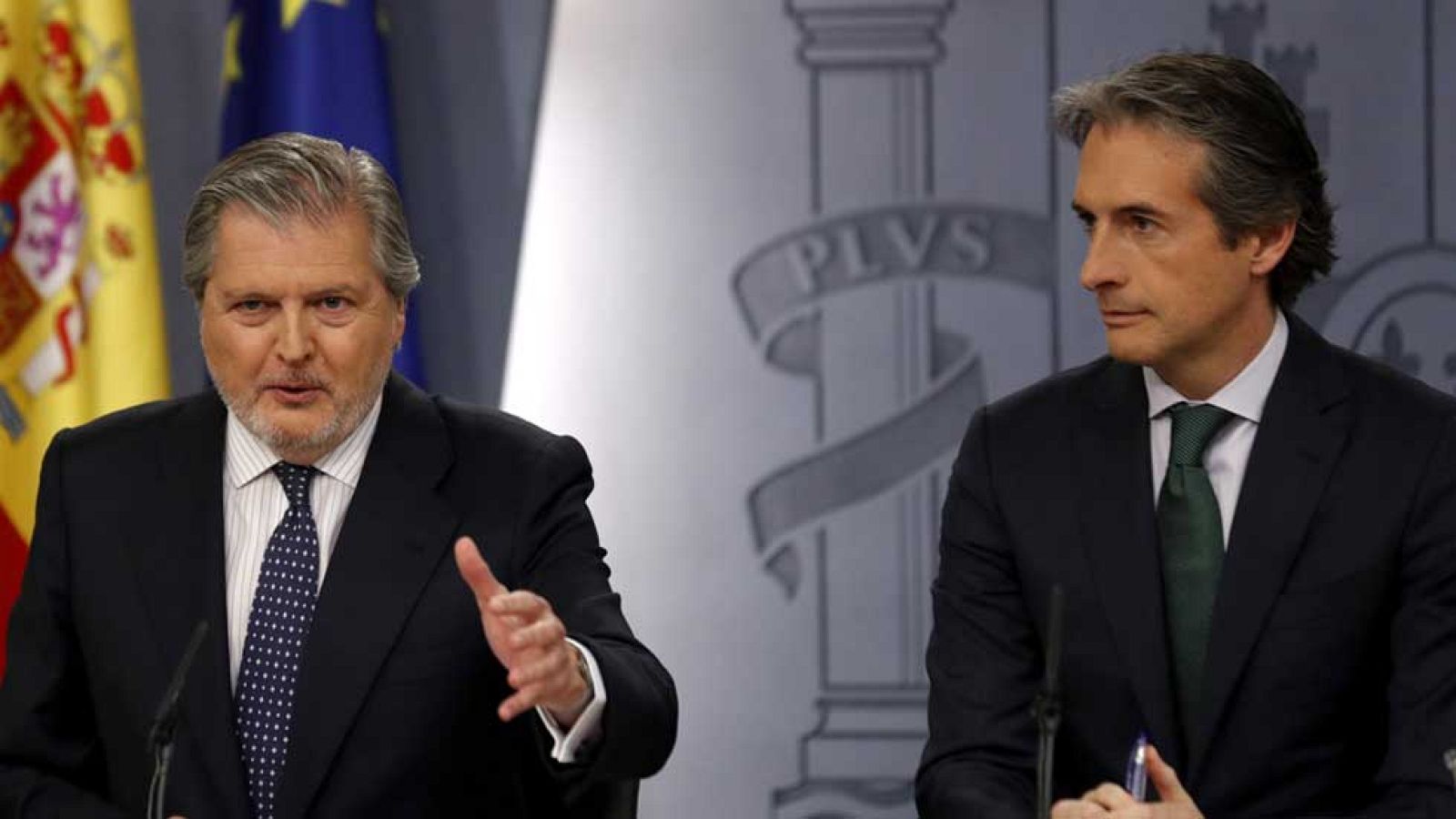 Telediario 1: El gobierno aprueba el decreto que liberaliza el sector de la estiba | RTVE Play