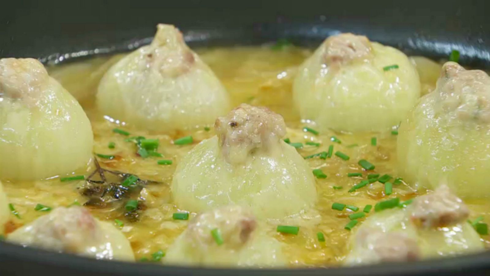 Torres en la cocina - Cebollas disfrazadas