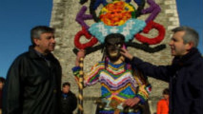 Aquí la Tierra - Un carnaval con metros y metros de color