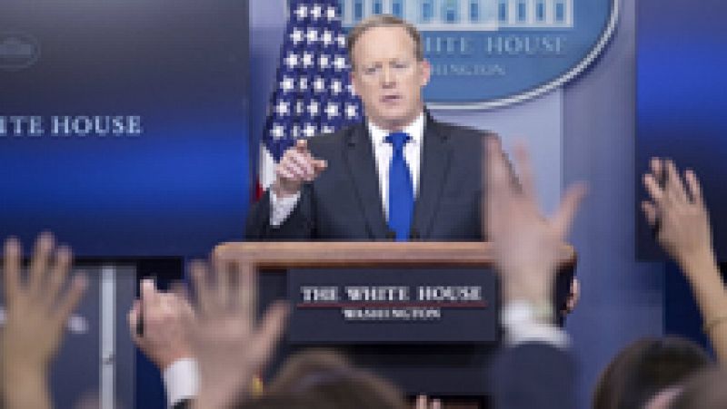 La Casa Blanca veta a grandes medios de comunicación en una sesión informativa
