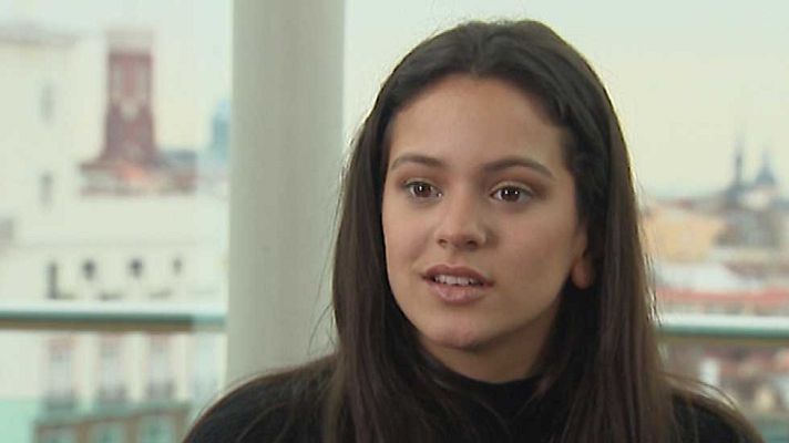 Telediario 1 - Rosalía nos presenta su nuevo disco "Los ángeles"