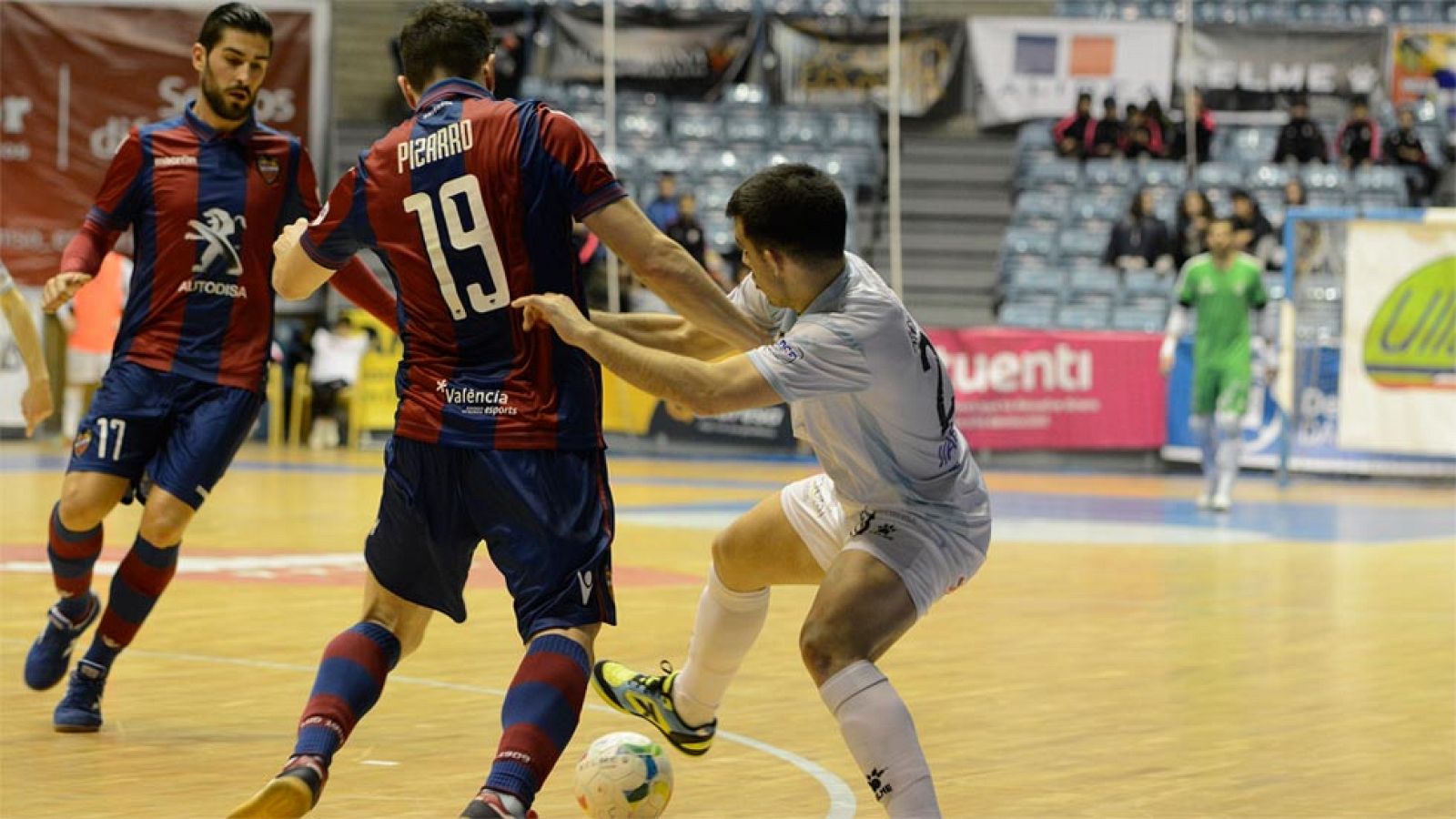 Sin programa: LNFS. Jornada 22. Santiago 3-3 Levante. Resumen | RTVE Play