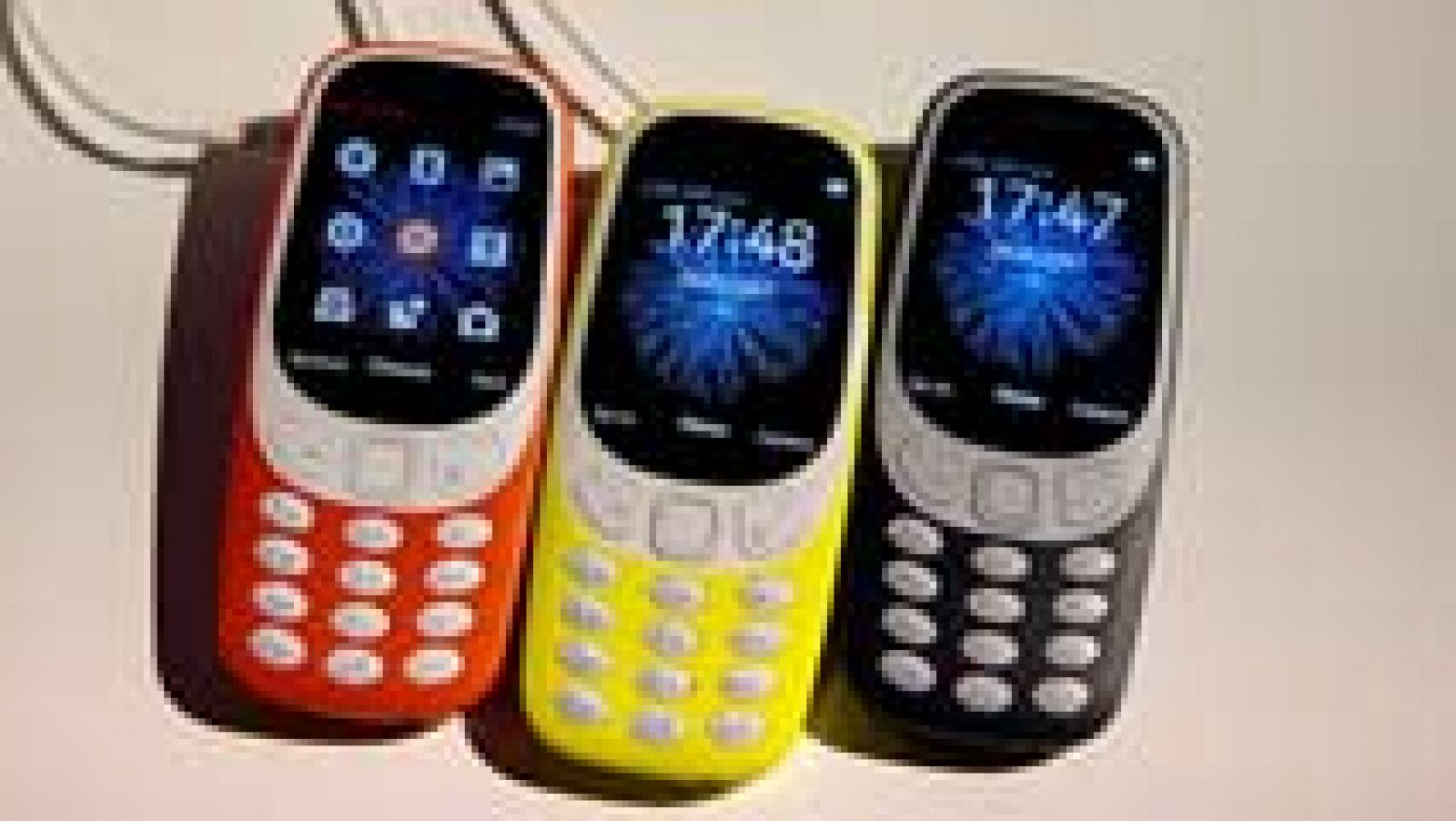 Telediario 1: Nokia presenta un teléfono móvi sin Internet en el Mobile  World Congress