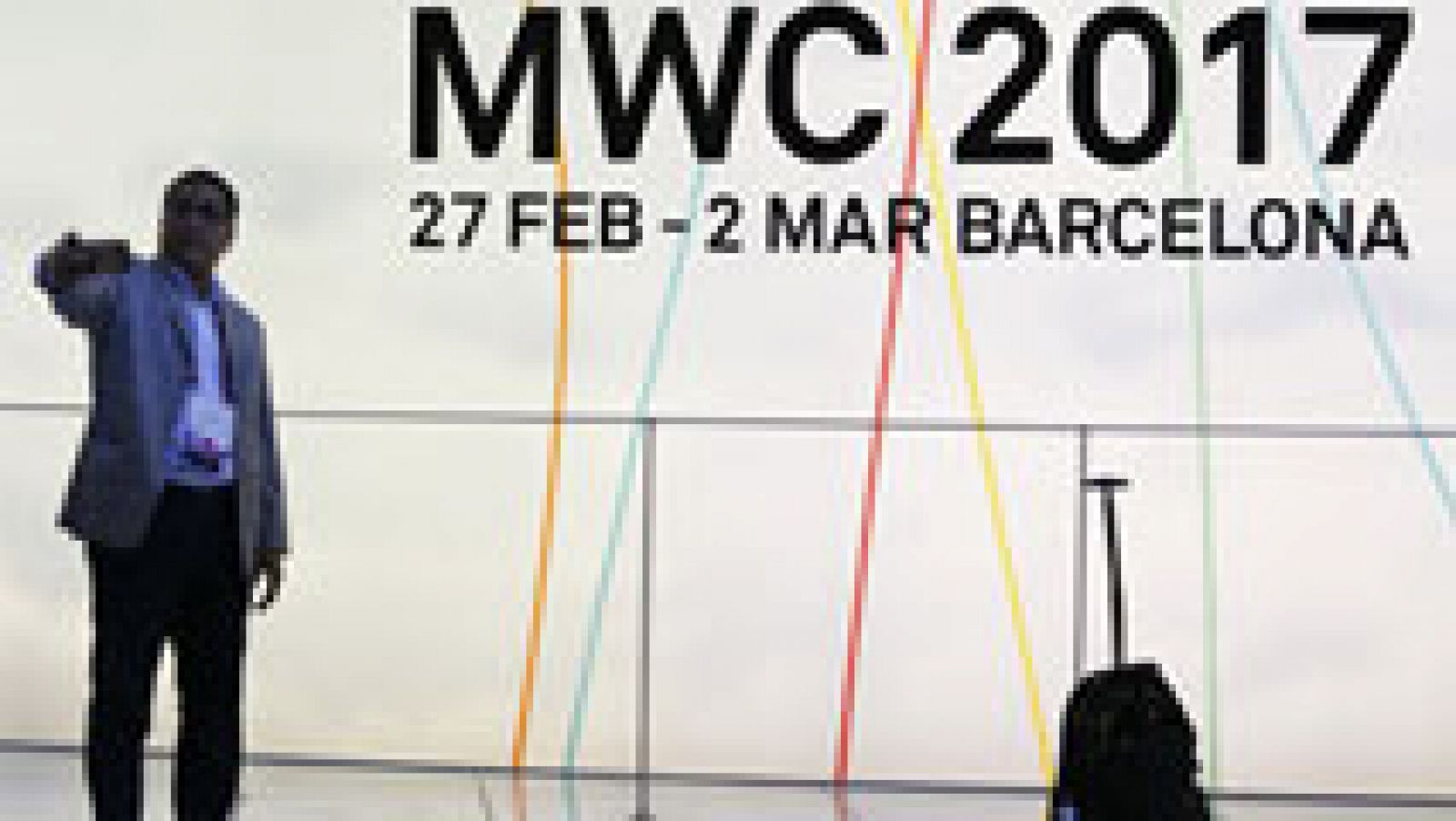 Telediario 1: El Mobile World Congress 2017 arranca con la previsión de dejar casi 500 millones de beneficio en Barcelona | RTVE Play