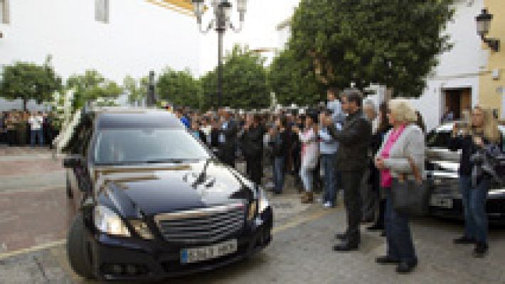 Telediario 1 - Marbella vive su segundo día de luto por la muerte de Pablo Ráez