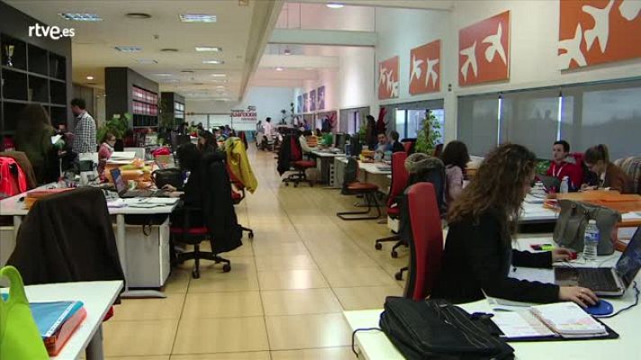  - Siempre en contacto con ellos para lo que puedan necesitar