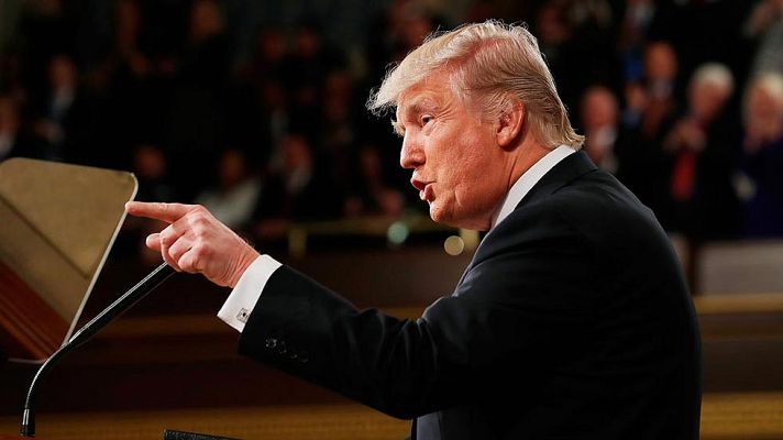  - Trump pide unidad para "arrancar de nuevo el motor de la economía de EE.UU."