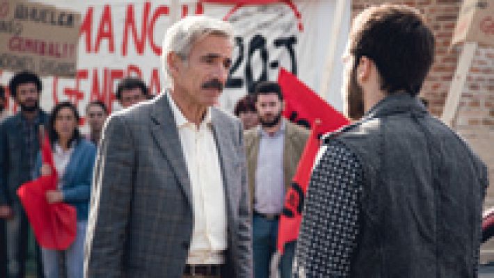 Cuéntame cómo pasó - La bronca en Sagrillas entre Carlos y Antonio