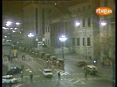 Archivo - La Carrera de San Jerónimo la noche del 23-F