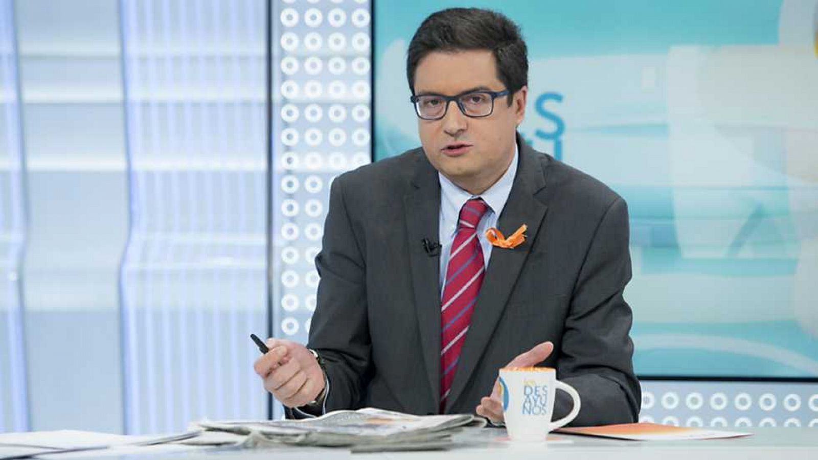 Los desayunos de TVE - Óscar López, senador del PSOE