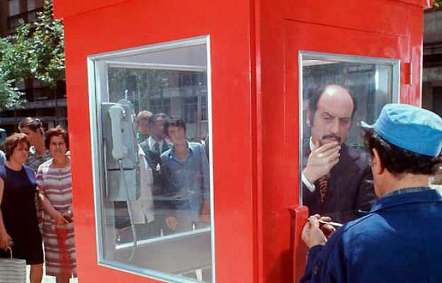 La cabina, de Antonio Mercero