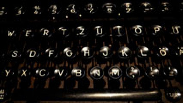 Telediario 1 - El reto de escribir un cuento de un único folio