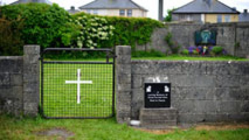 Descubren un gran número de restos de bebés y de niños pequeños en un convento de Irlanda