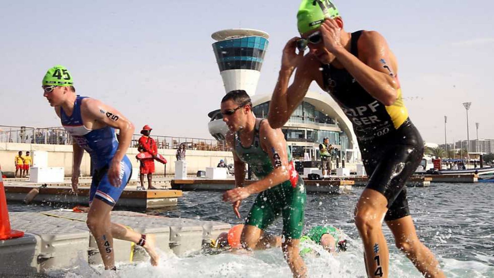Triatlón - ITU World Series Carrera Élite Masculina Prueba Abu Dhabi - ver ahora