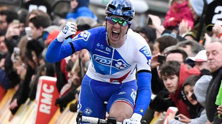 Telediario 1 - El francés Demare se lleva la primera etapa en la París-Niza