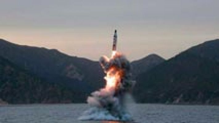 Telediario 1 - Corea del Norte lanza al mar cuatro misiles balísticos